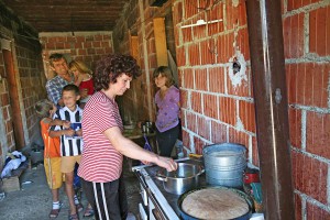 Villaggio di Leskoc: famiglie sostenute da Caritas Umbria
