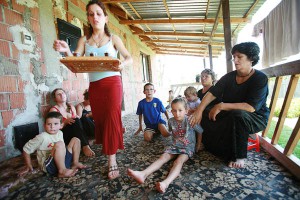 Villaggio di Çupeva: famiglia