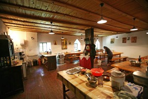mensa-monastero-serbo-ortodosso