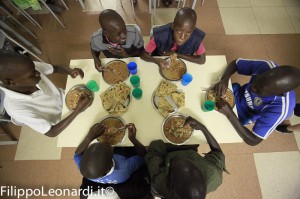 pranzo-centro-orfani